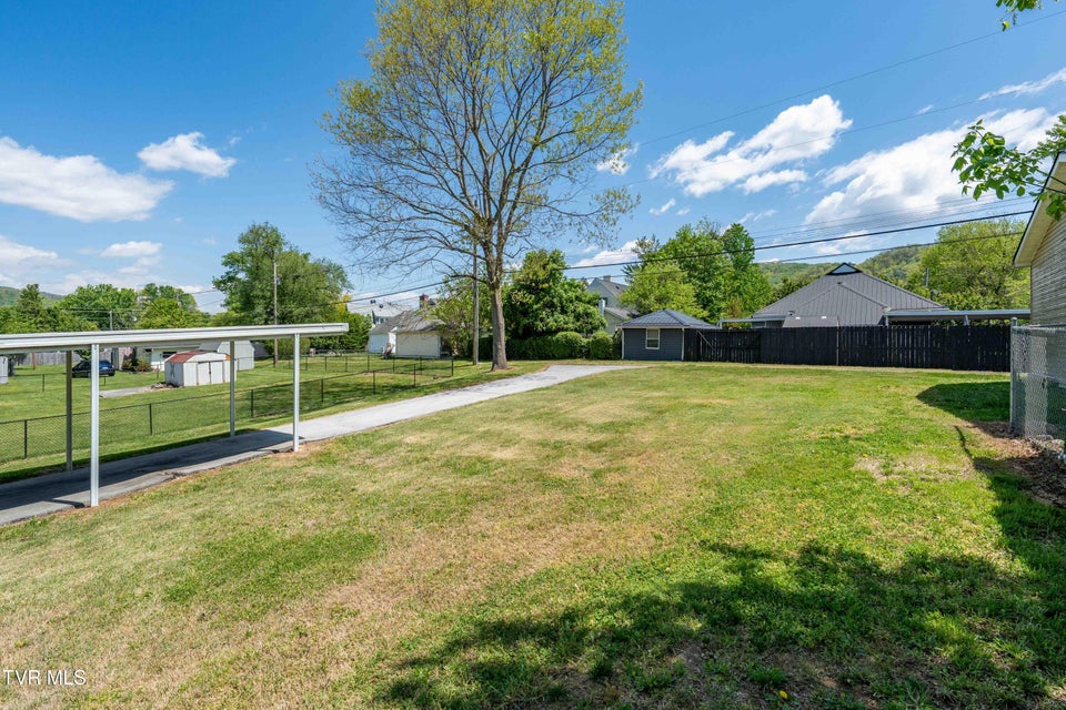 Photo #19: 530 South Street