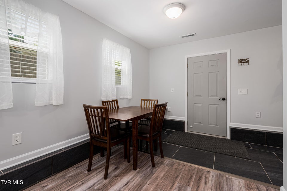 Photo #29: 530 South Street