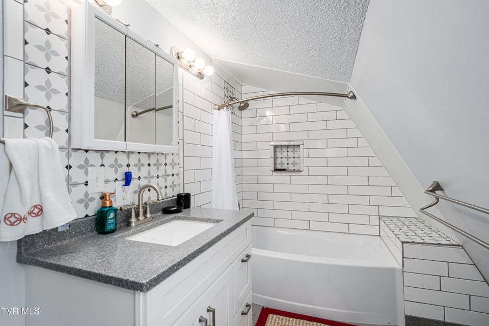 Photo #43: 530 South Street