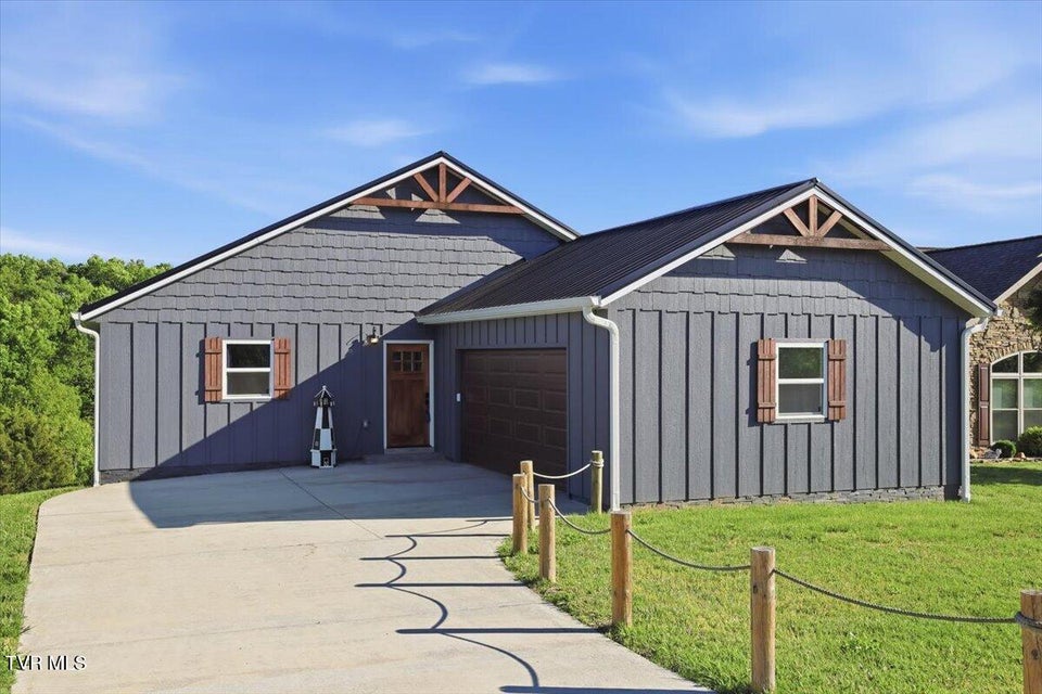 Photo #2: 1321 Aqua Vista Way