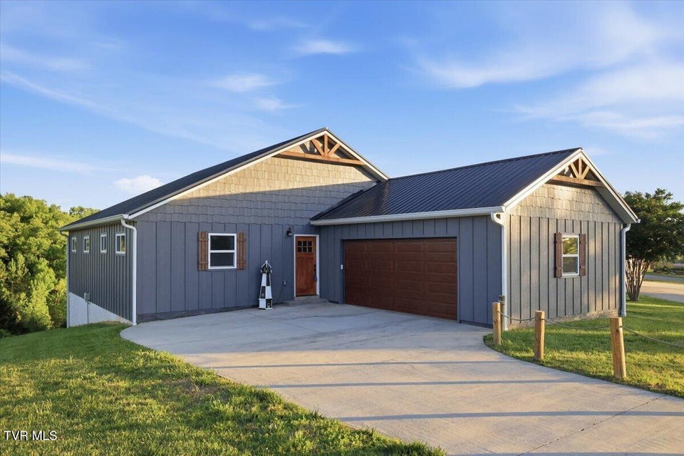 Photo #3: 1321 Aqua Vista Way