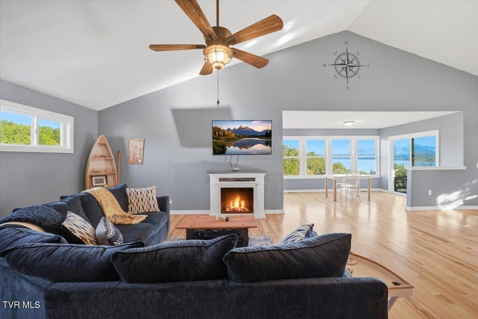 Photo #17: 1321 Aqua Vista Way