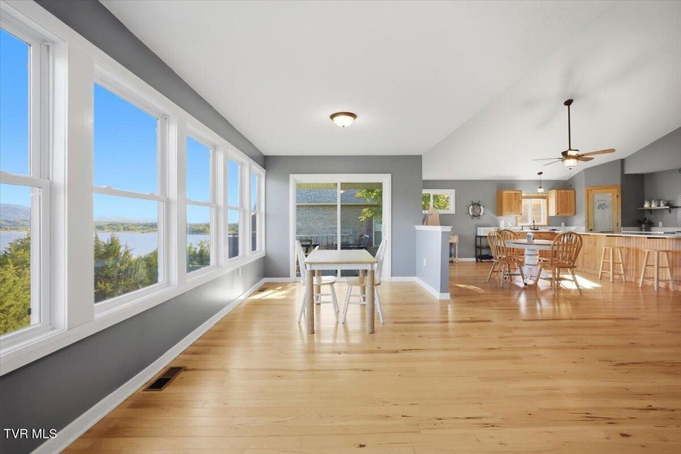 Photo #34: 1321 Aqua Vista Way