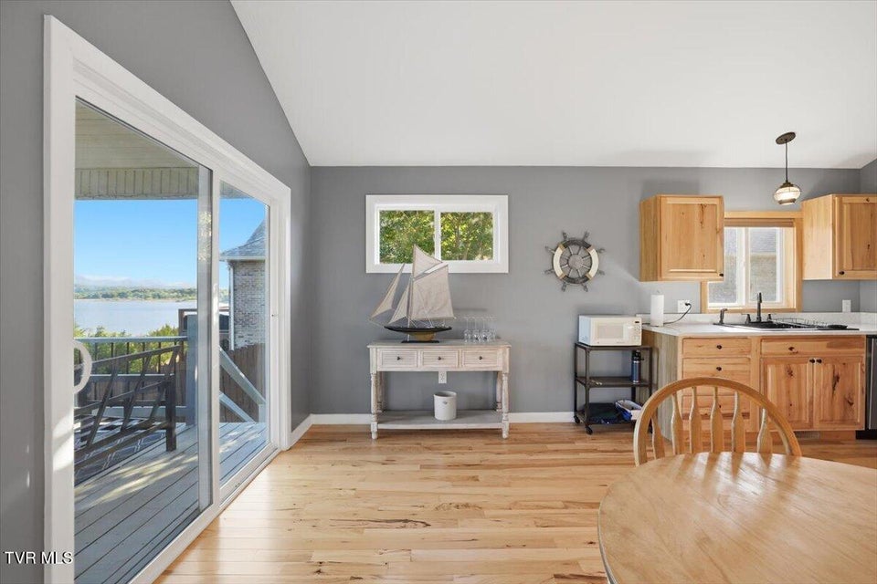 Photo #33: 1321 Aqua Vista Way