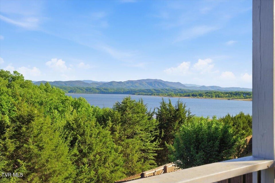 Photo #4: 1321 Aqua Vista Way