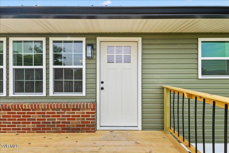 Photo #6: 225 Lisa Lane