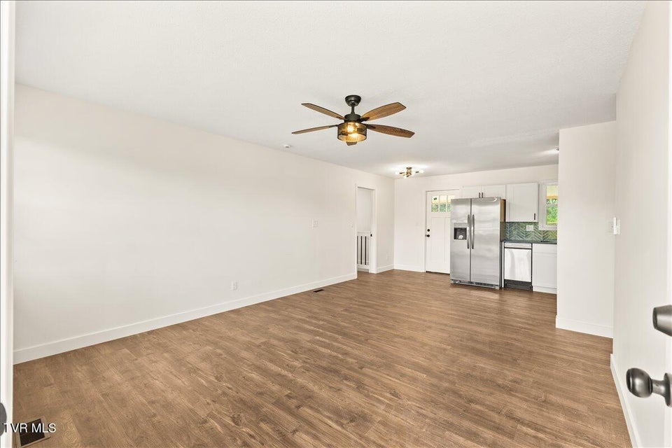 Photo #7: 225 Lisa Lane