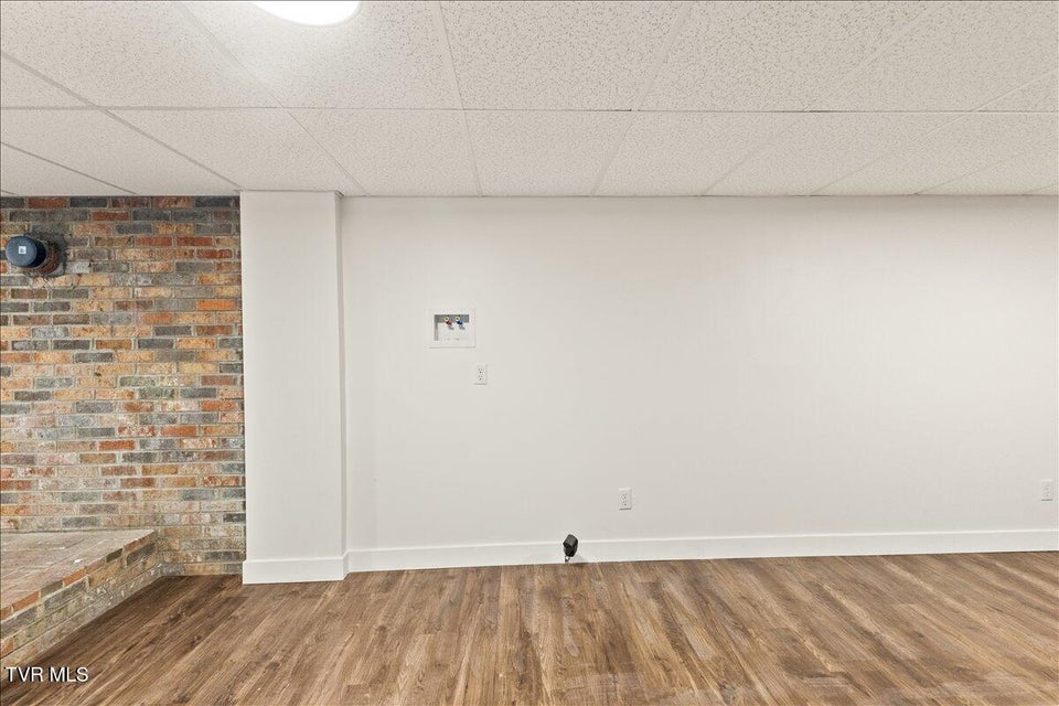 Photo #29: 225 Lisa Lane