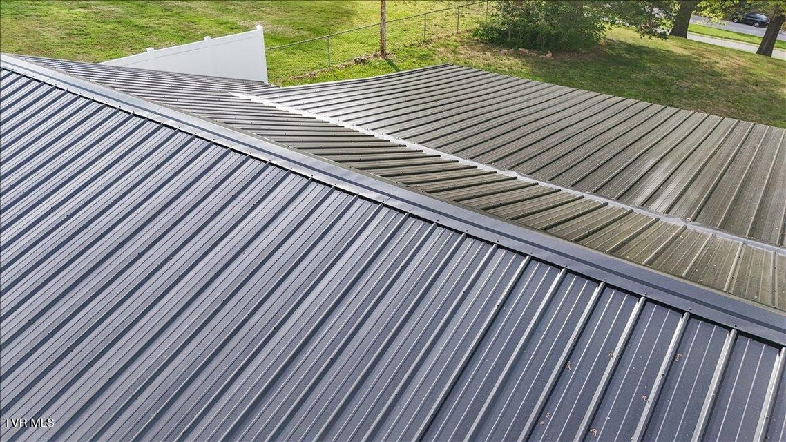 Photo #37: 225 Lisa Lane