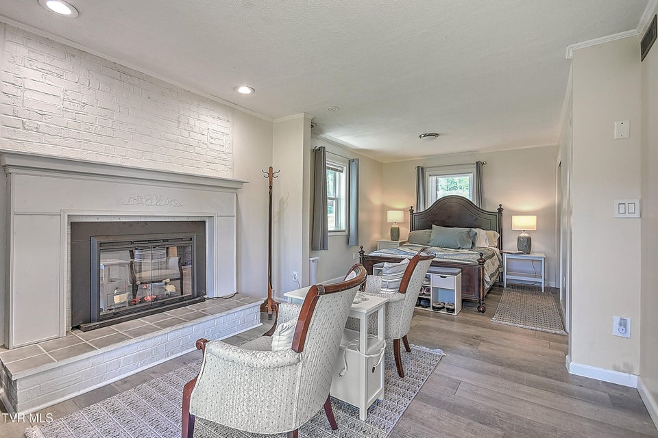 Photo #28: 436 Brookwood Drive