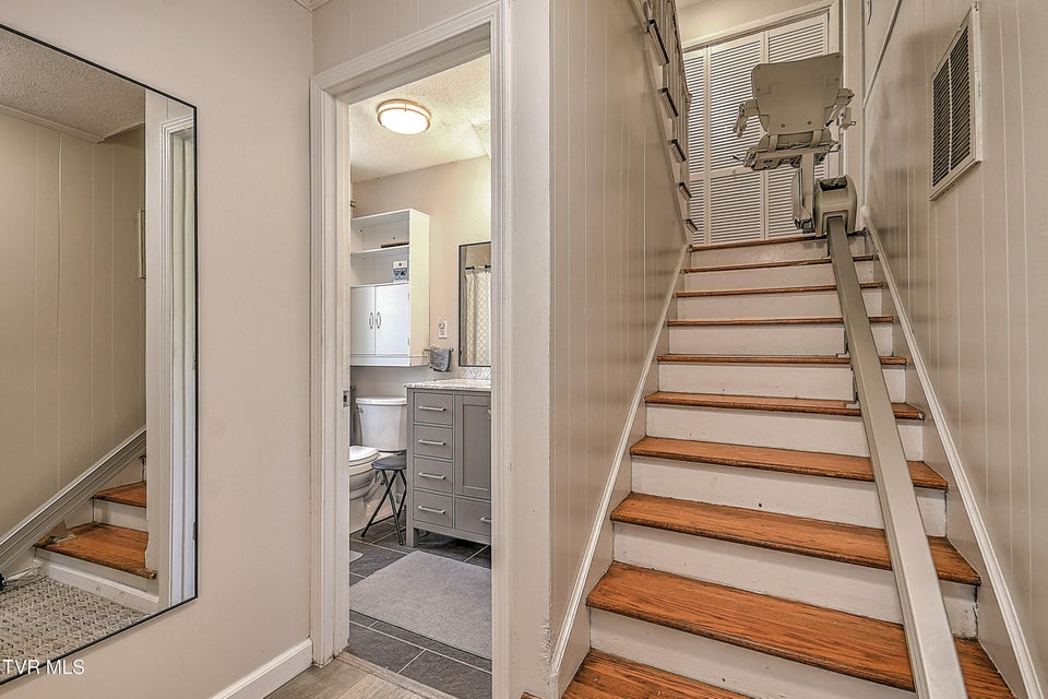 Photo #27: 436 Brookwood Drive