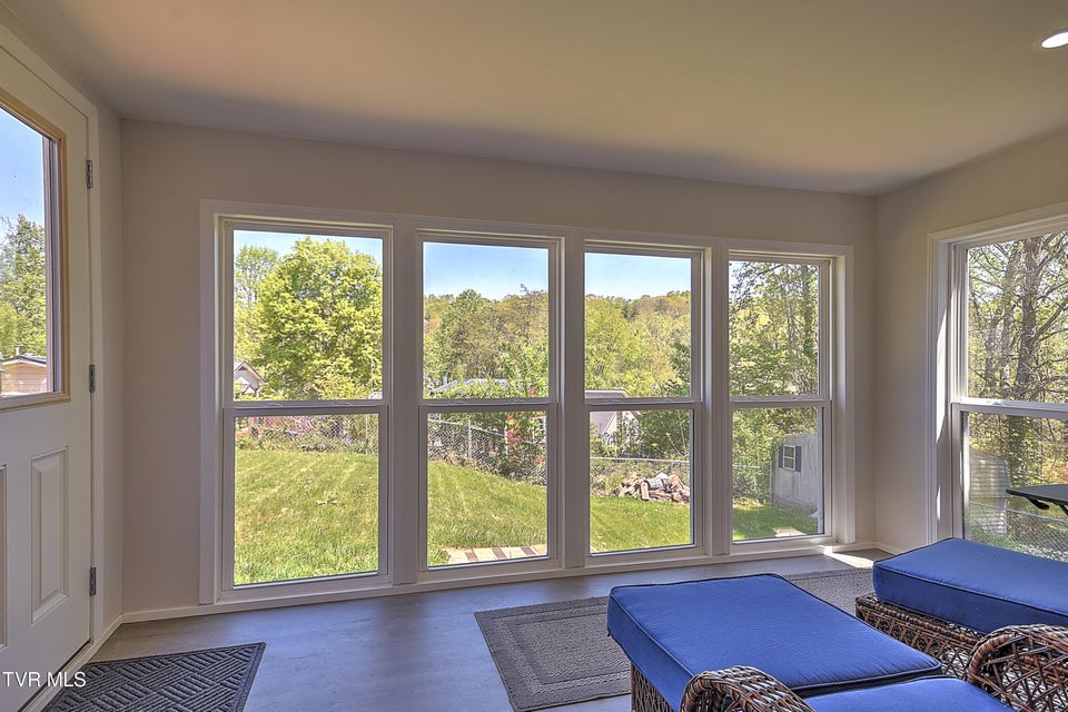 Photo #22: 436 Brookwood Drive