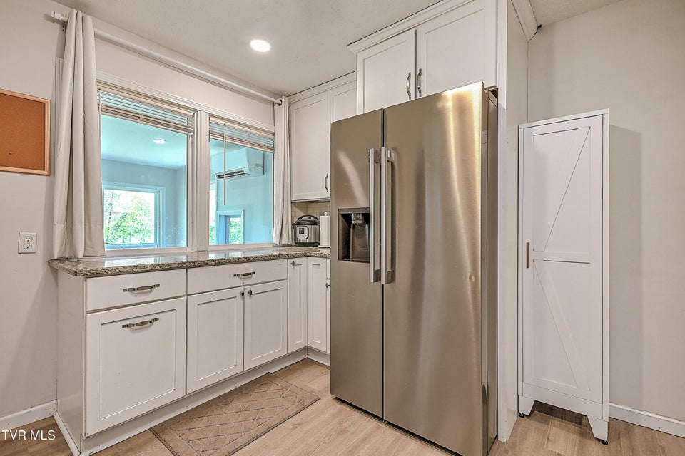 Photo #20: 436 Brookwood Drive