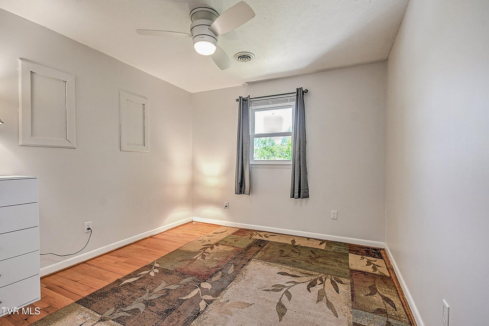 Photo #38: 436 Brookwood Drive