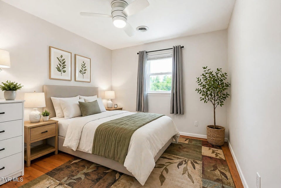 Photo #37: 436 Brookwood Drive