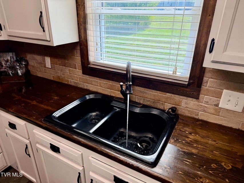 Photo #12: 277 Nevada Street