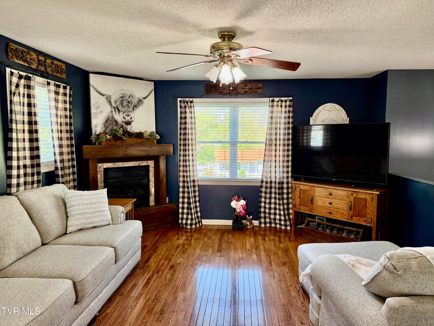 Photo #8: 277 Nevada Street