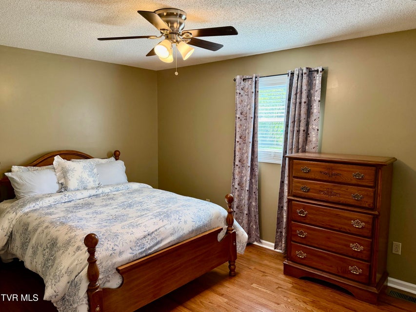 Photo #23: 277 Nevada Street