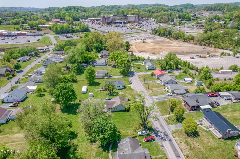 Photo #7: 2424 Catherine Street