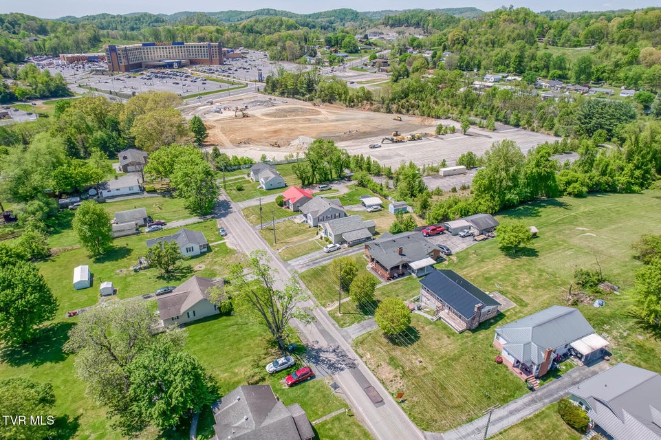 Photo #10: 2424 Catherine Street