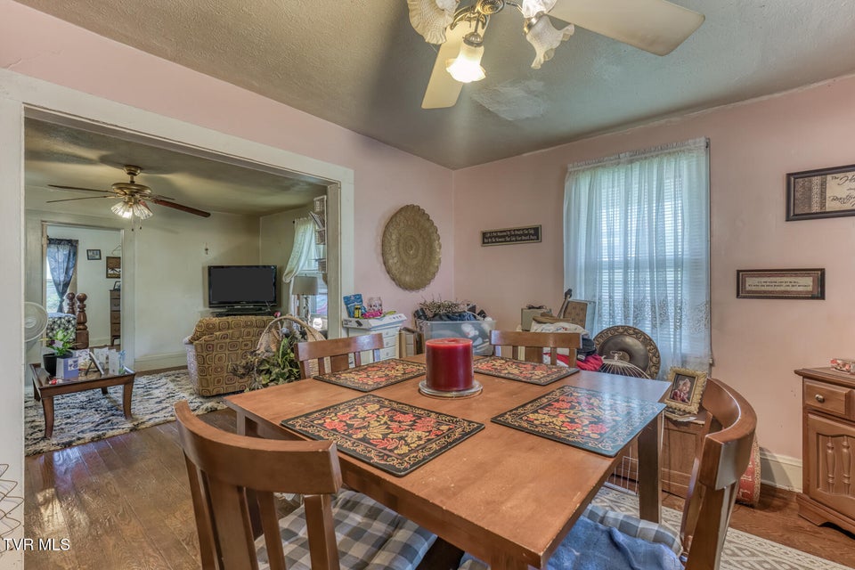 Photo #16: 2424 Catherine Street