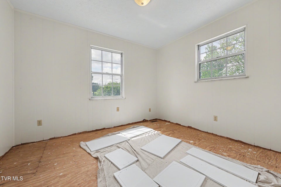 Photo #27: 3612 Newport Highway