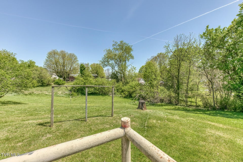 Photo #29: 2424 Catherine Street