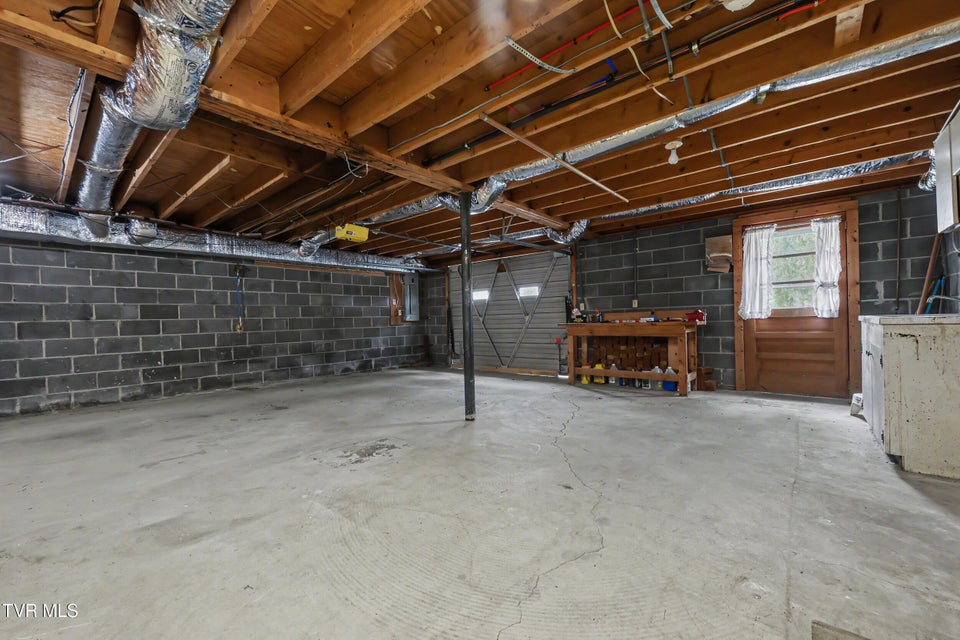 Photo #33: 3612 Newport Highway