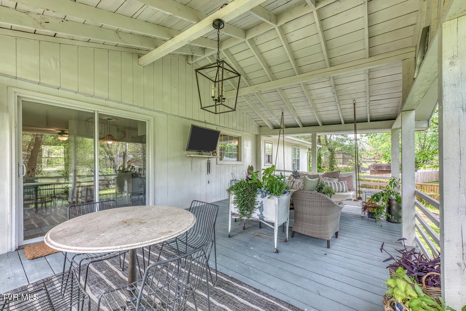 Photo #15: 713 Crowell Lane