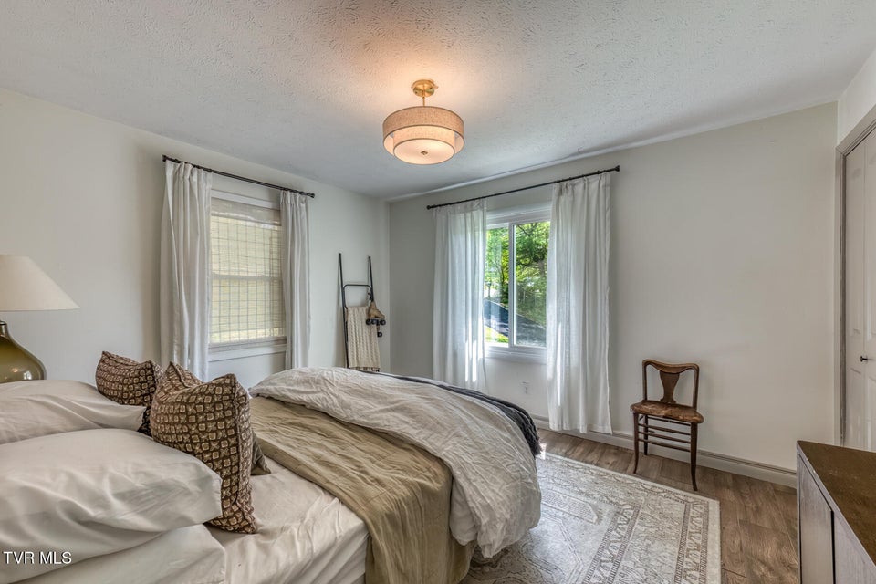 Photo #20: 713 Crowell Lane