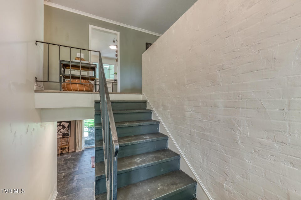 Photo #4: 713 Crowell Lane