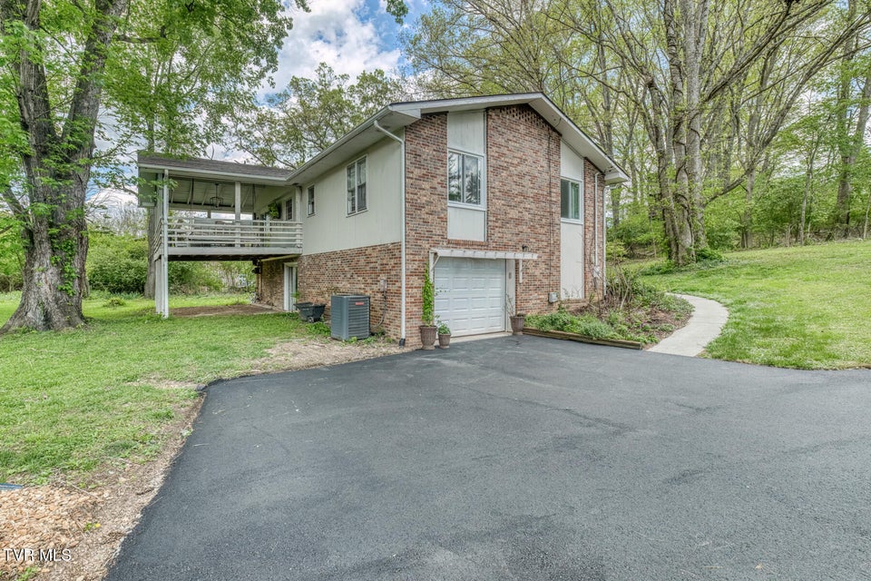 Photo #37: 713 Crowell Lane