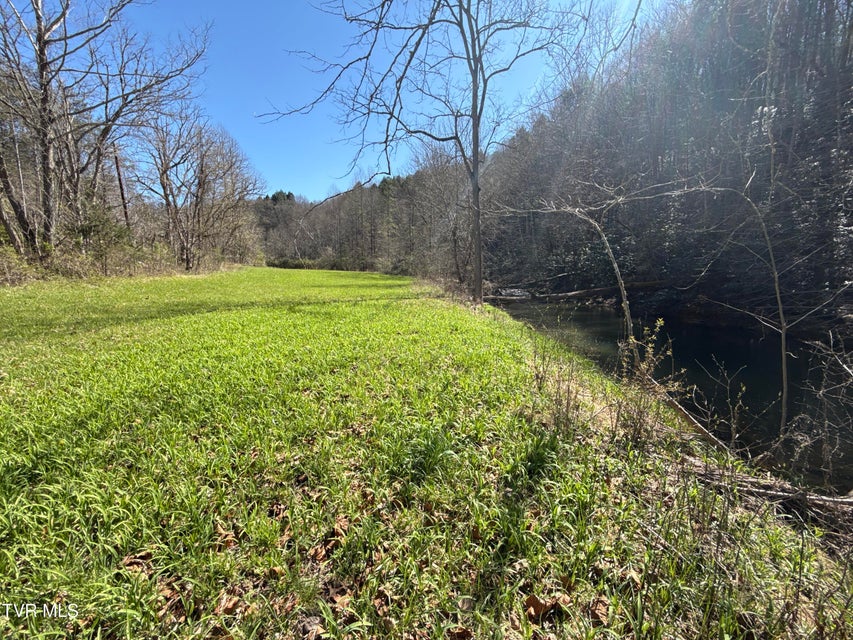 Photo #17: 1529 Beech Creek Rd Road