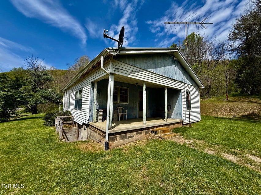 Photo #41: 1529 Beech Creek Rd Road