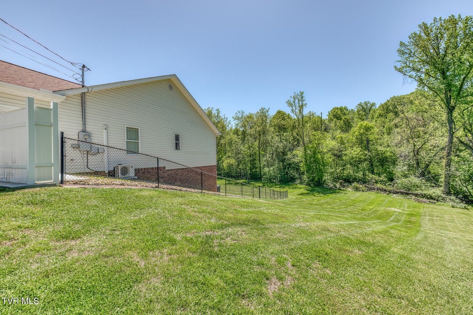 Photo #55: 37 Vesta Sue Court