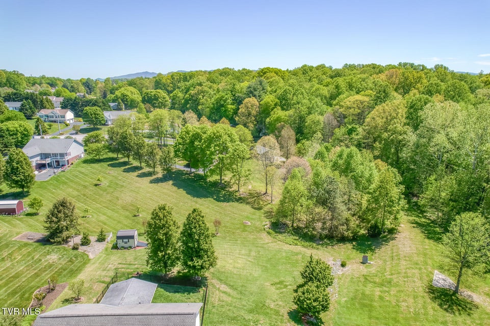 Photo #57: 37 Vesta Sue Court