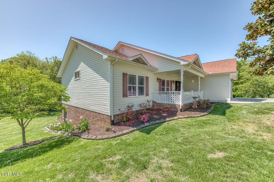 Photo #43: 37 Vesta Sue Court