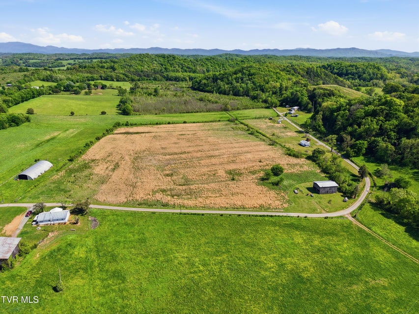 Photo #12: 525 Matthews Lane