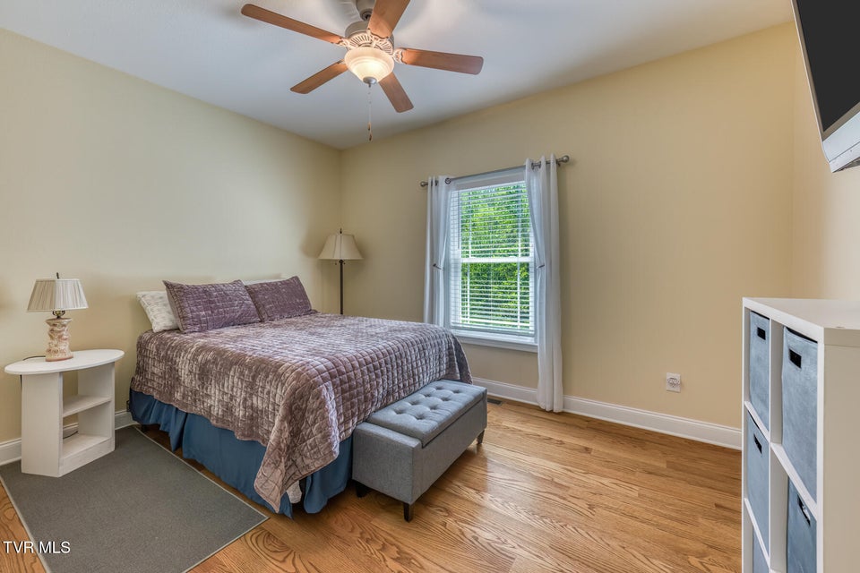 Photo #33: 37 Vesta Sue Court