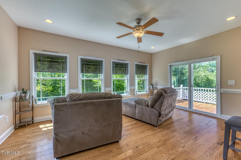 Photo #19: 37 Vesta Sue Court