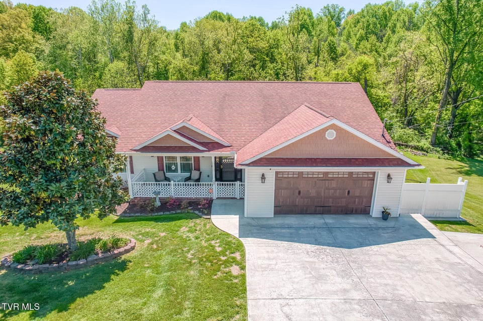 Photo #2: 37 Vesta Sue Court