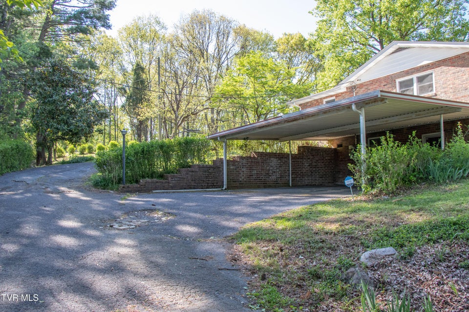 Photo #6: 2477 Weaver Pike