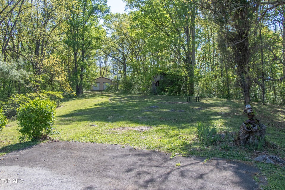 Photo #62: 2477 Weaver Pike