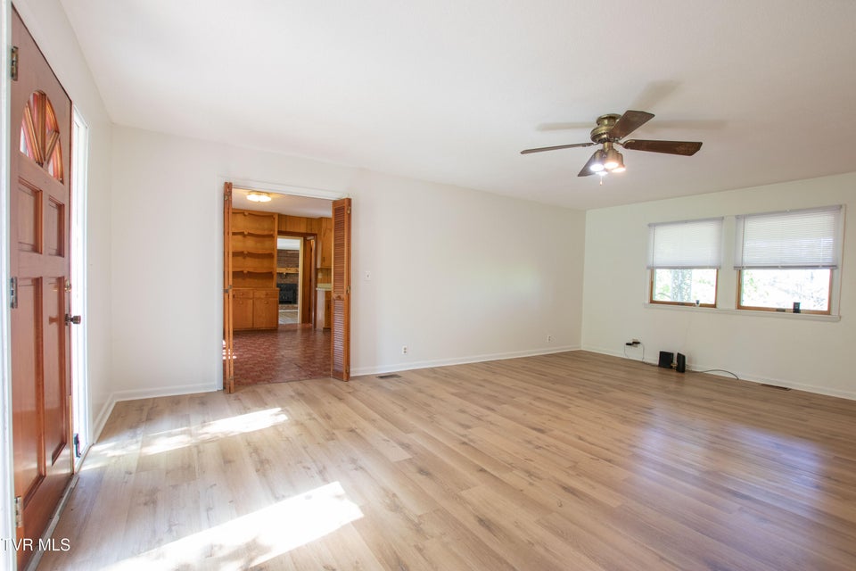 Photo #16: 2477 Weaver Pike