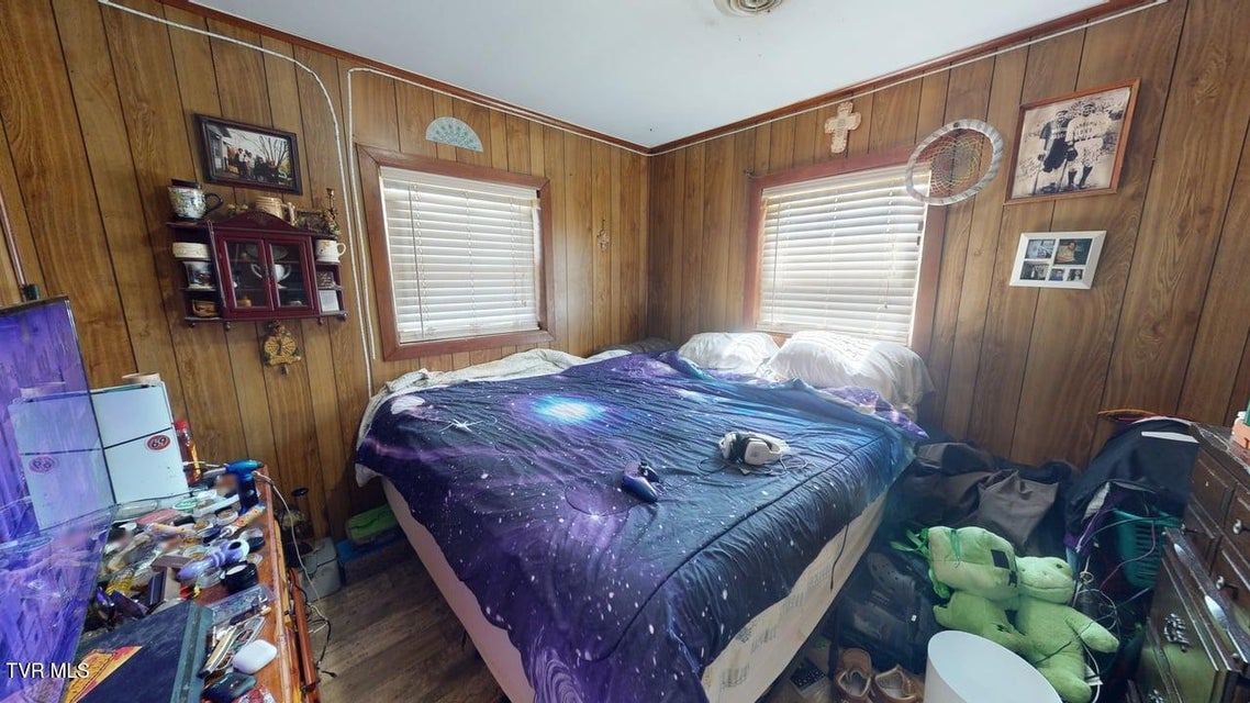 Photo #25: 525 Matthews Lane