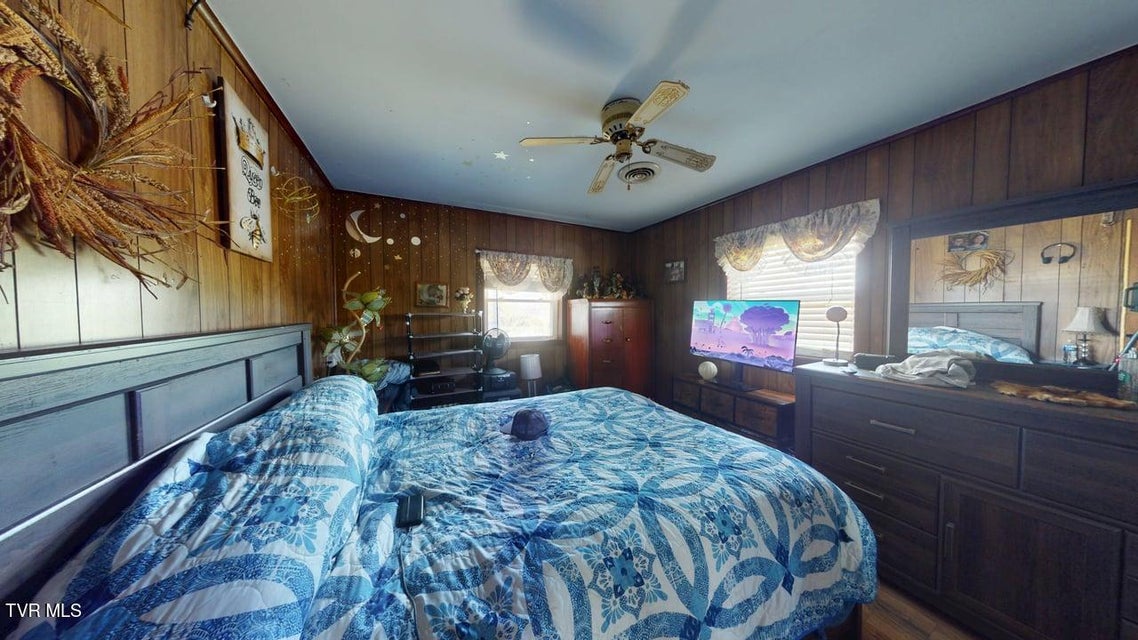 Photo #29: 525 Matthews Lane