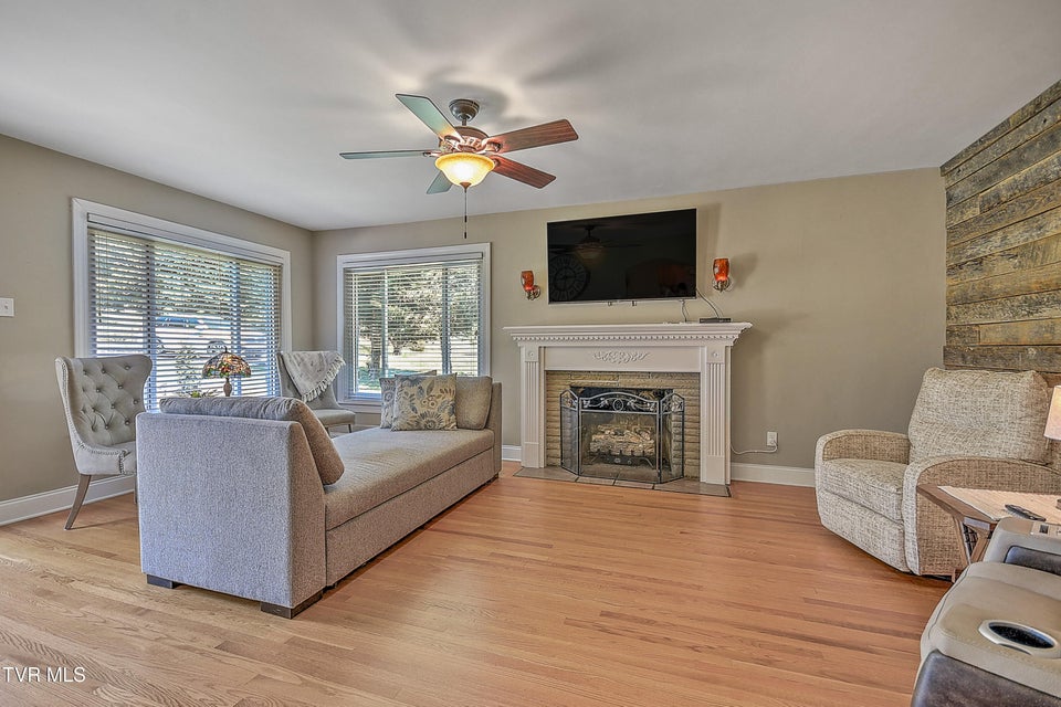 Photo #8: 1461 Holston Drive