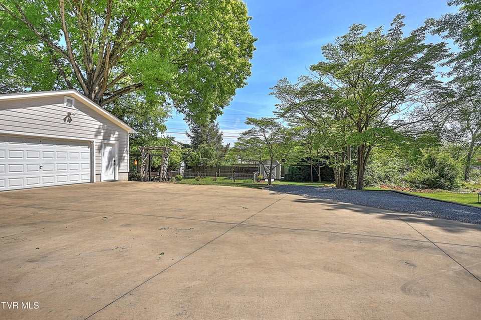 Photo #42: 1461 Holston Drive