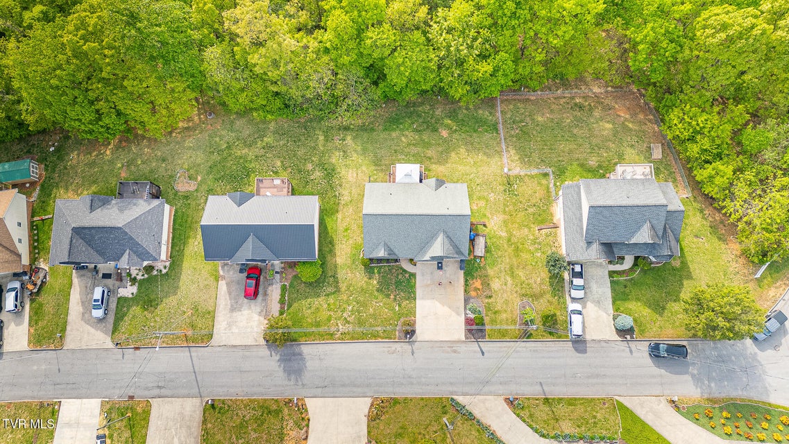 Photo #36: 2333 Louita Avenue