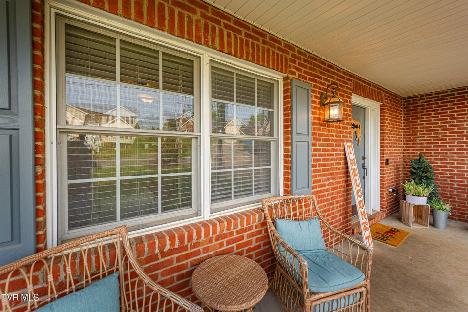 Photo #3: 2333 Louita Avenue